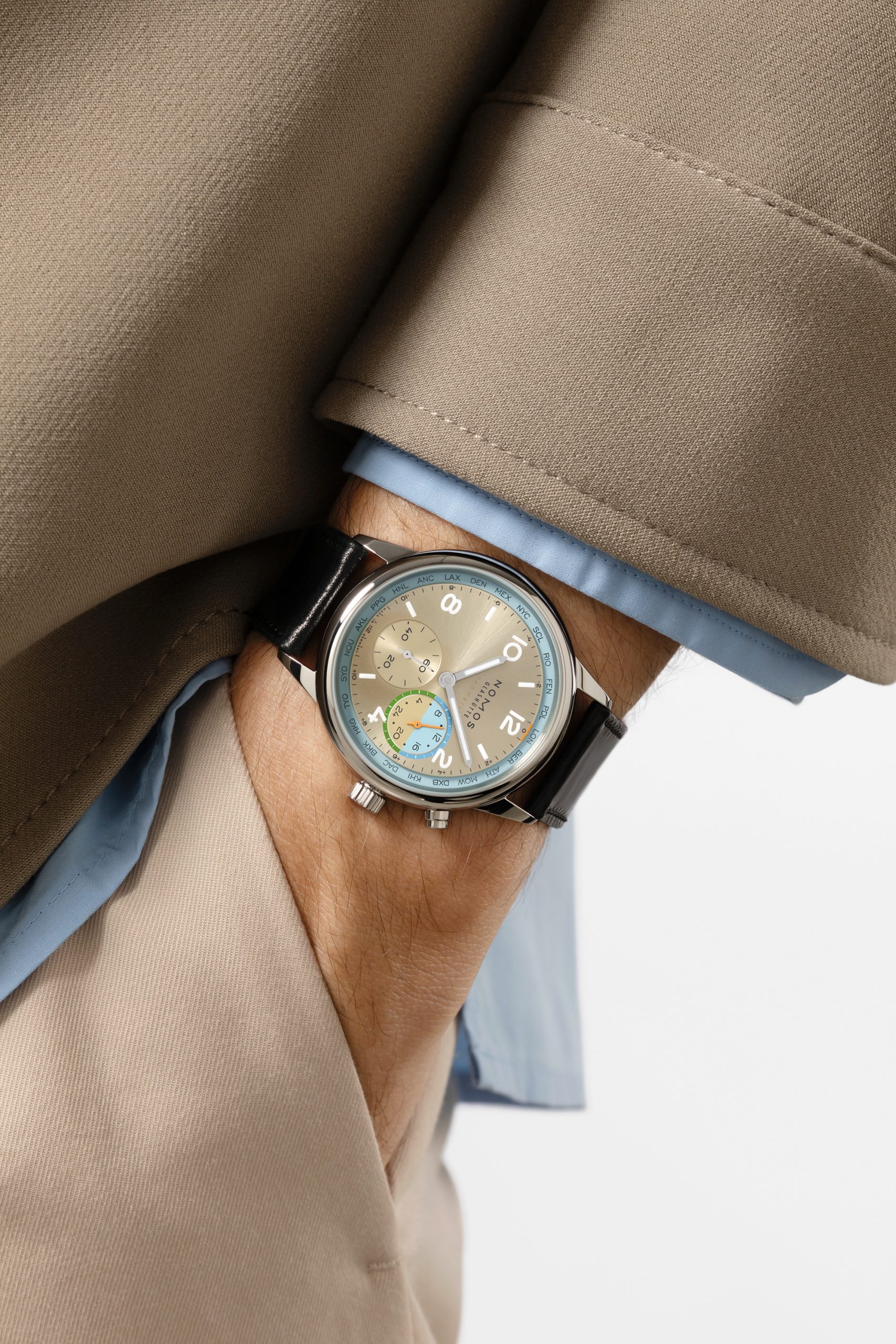 Nomos Glashütte Club Sport neomatik Worldtimer Roam