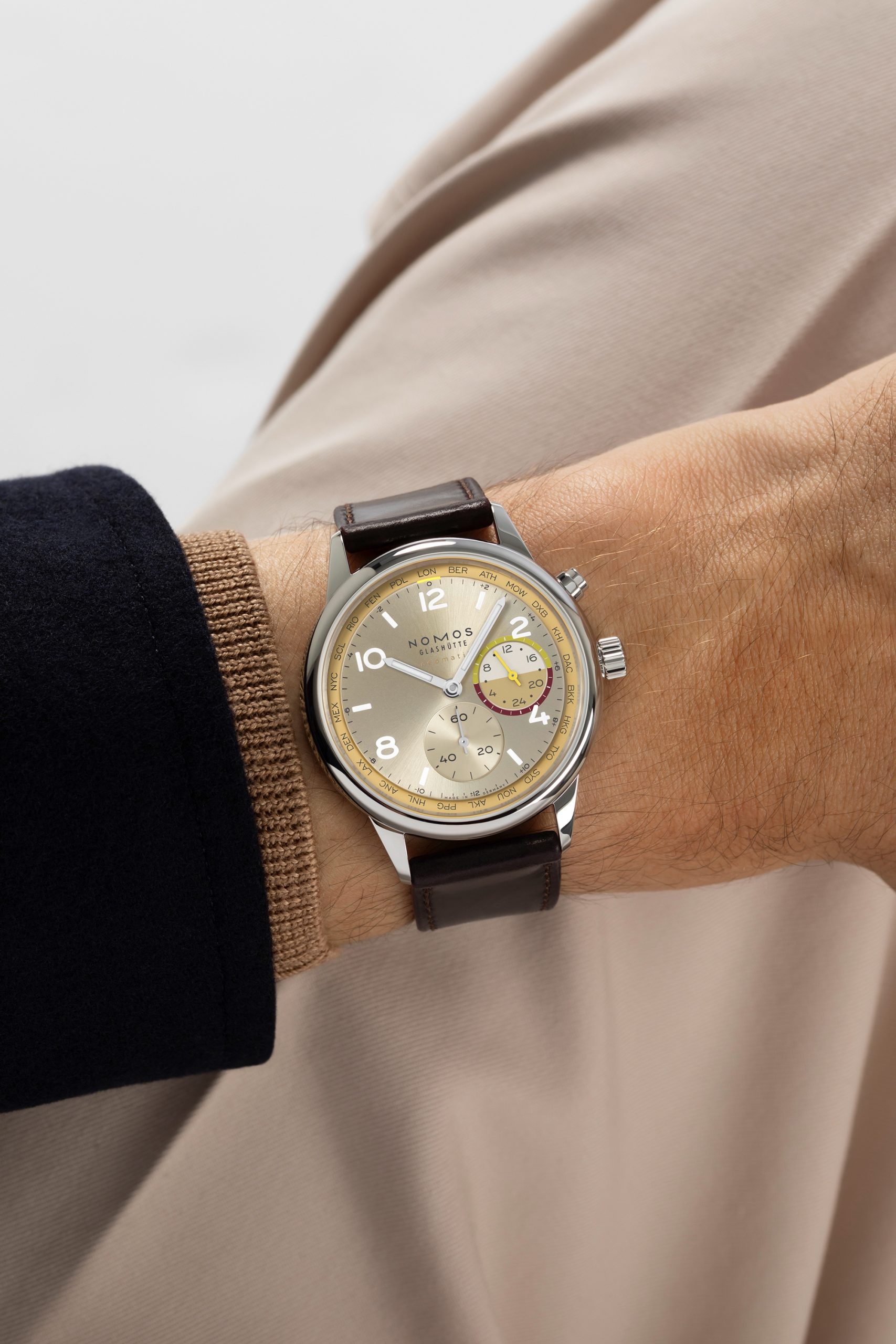 Nomos Glashütte Club Sport neomatik Worldtimer Reverie