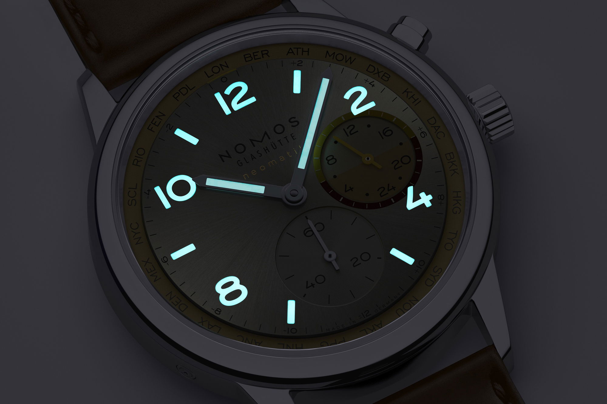 Nomos Glashütte Club Sport neomatik Worldtimer Reverie