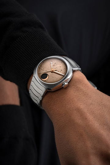 H. Moser &amp; Cie Streamliner Perpetual Moon Concept Meteorite