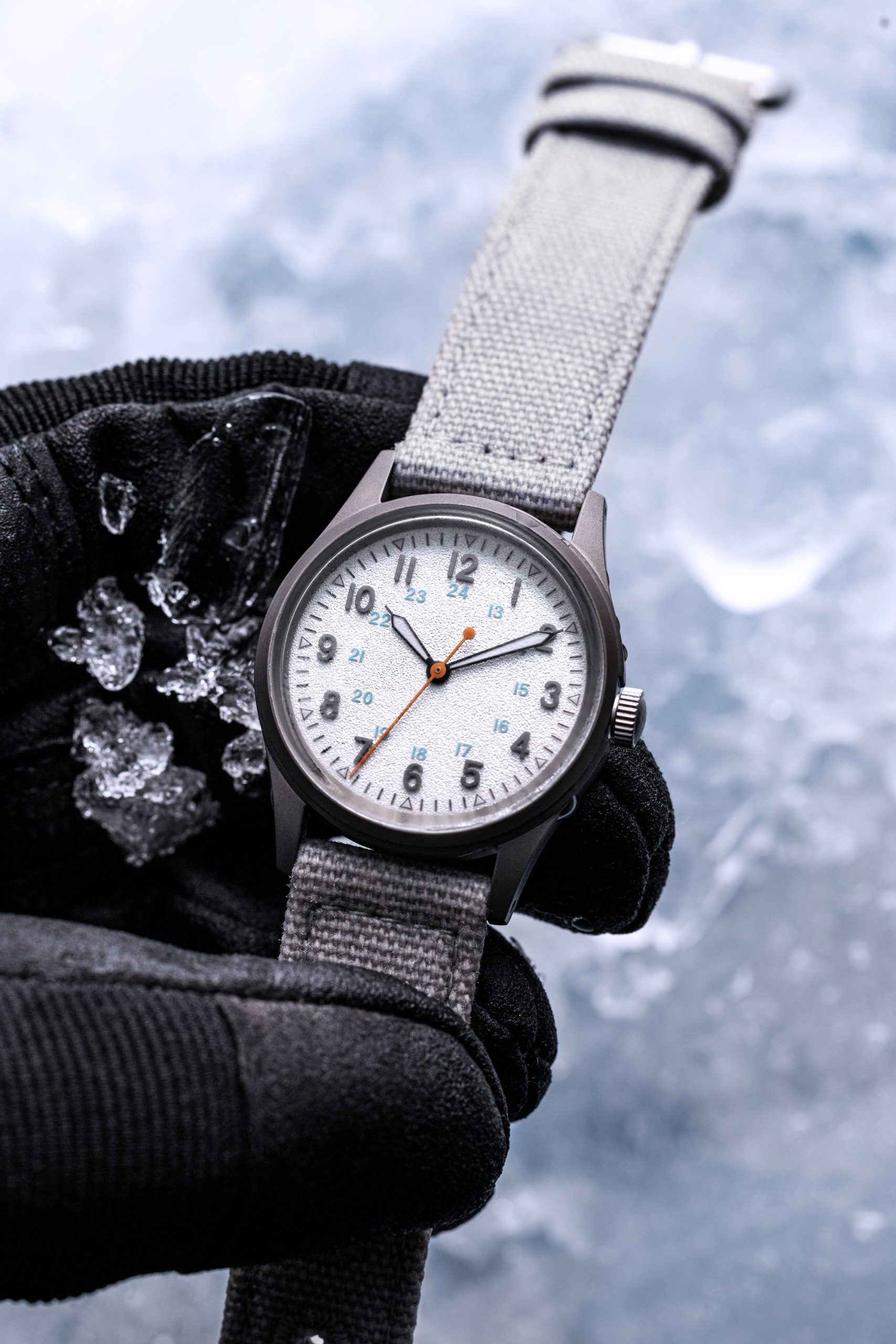 Praesidus Arctic Field White