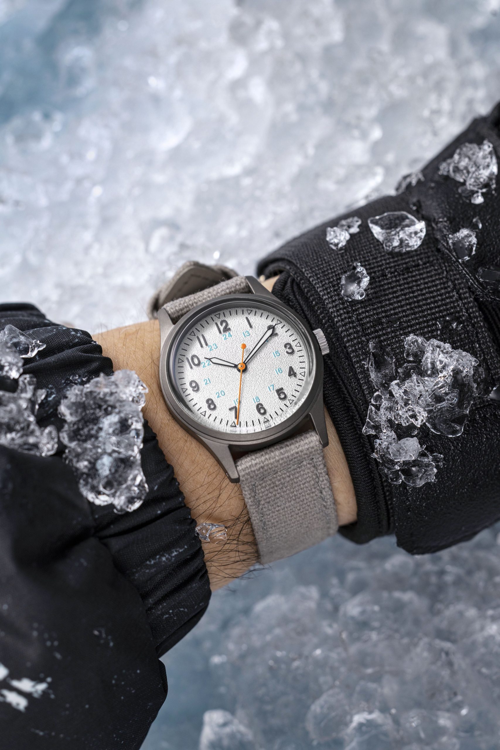 Praesidus Arctic Field White