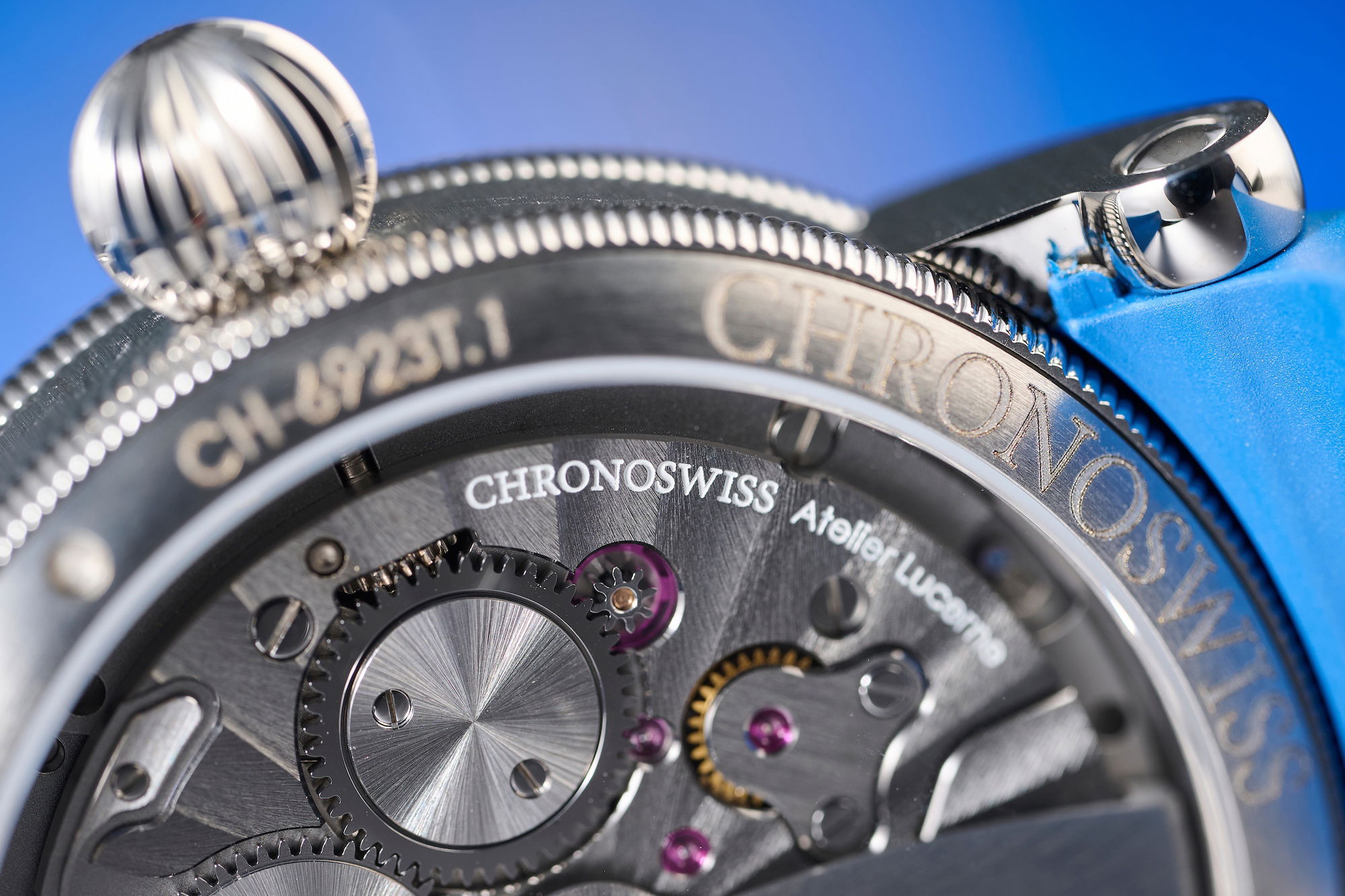 Chronoswiss ReSec Vertical Blue Manufacture