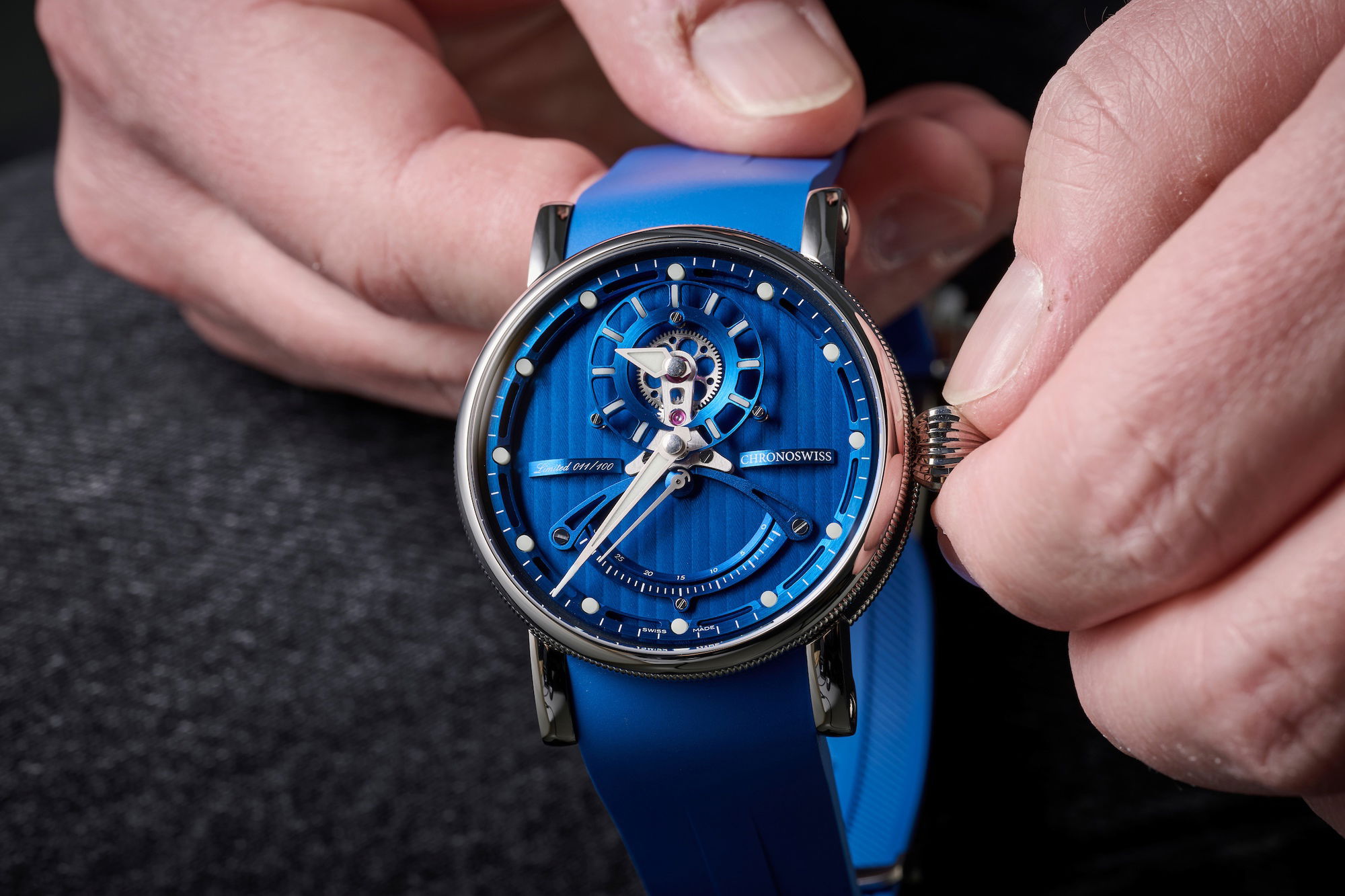 Chronoswiss ReSec Vertical Blue Manufacture