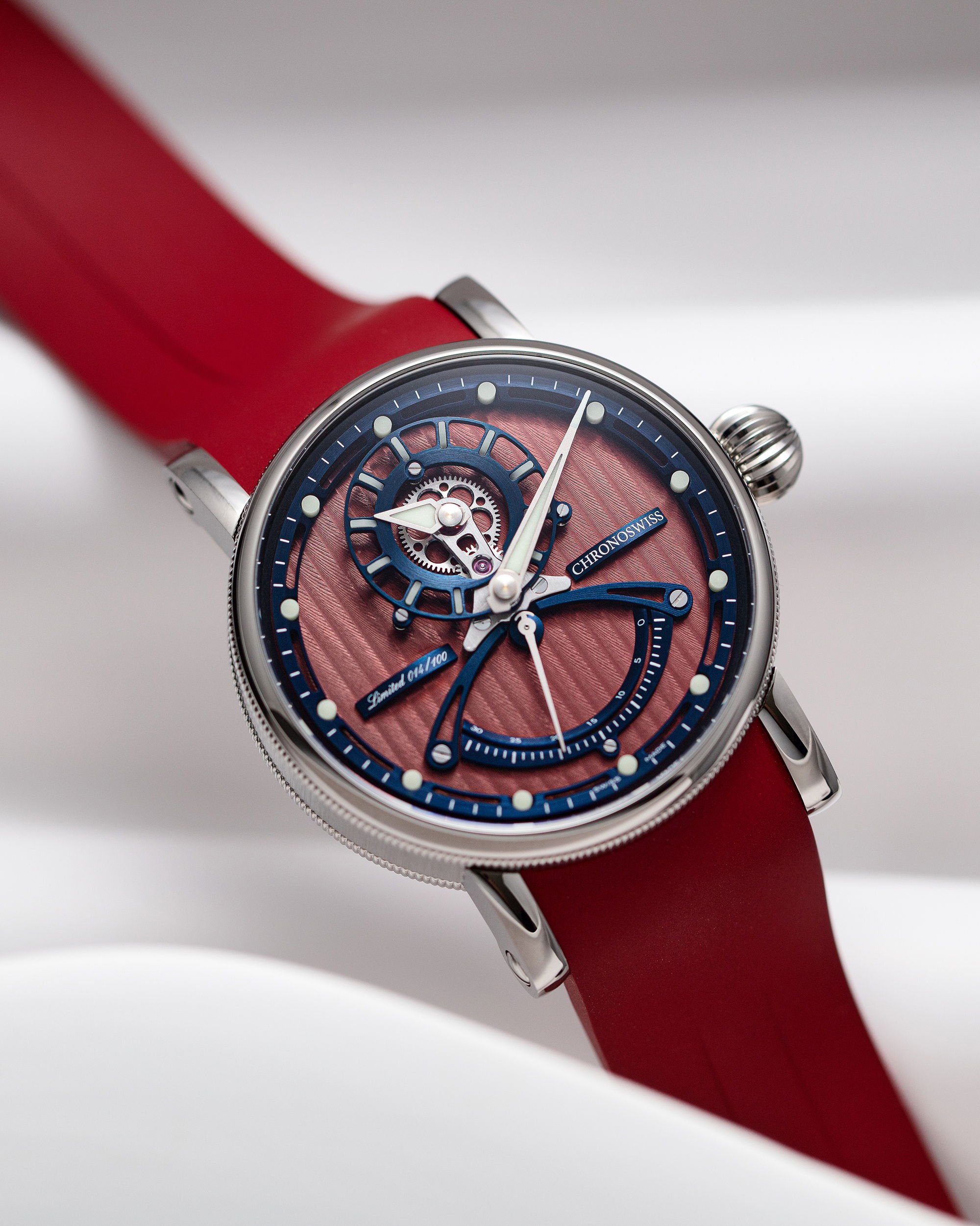 Chronoswiss ReSec Vertical Red Manufacture