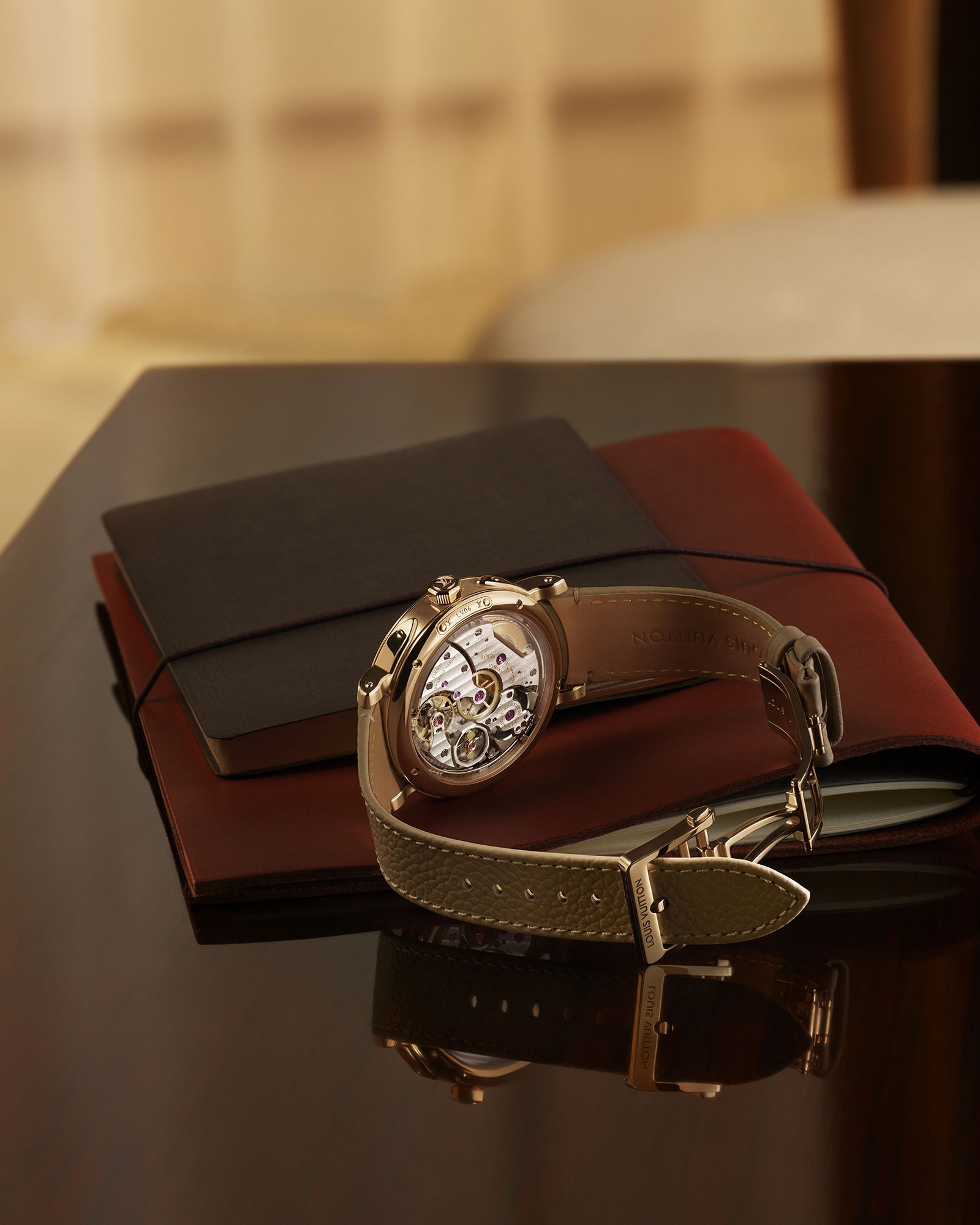 Louis Vuitton Escale Twin Zone Rose Gold