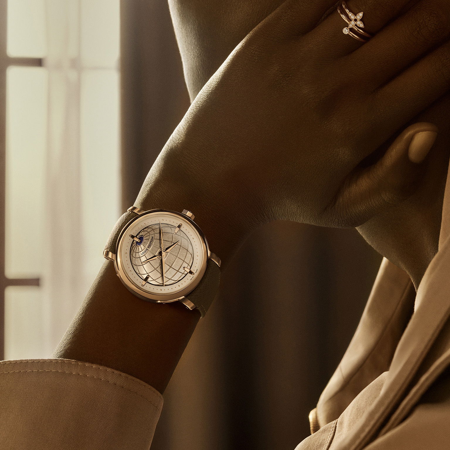 Louis Vuitton Escale Twin Zone Rose Gold