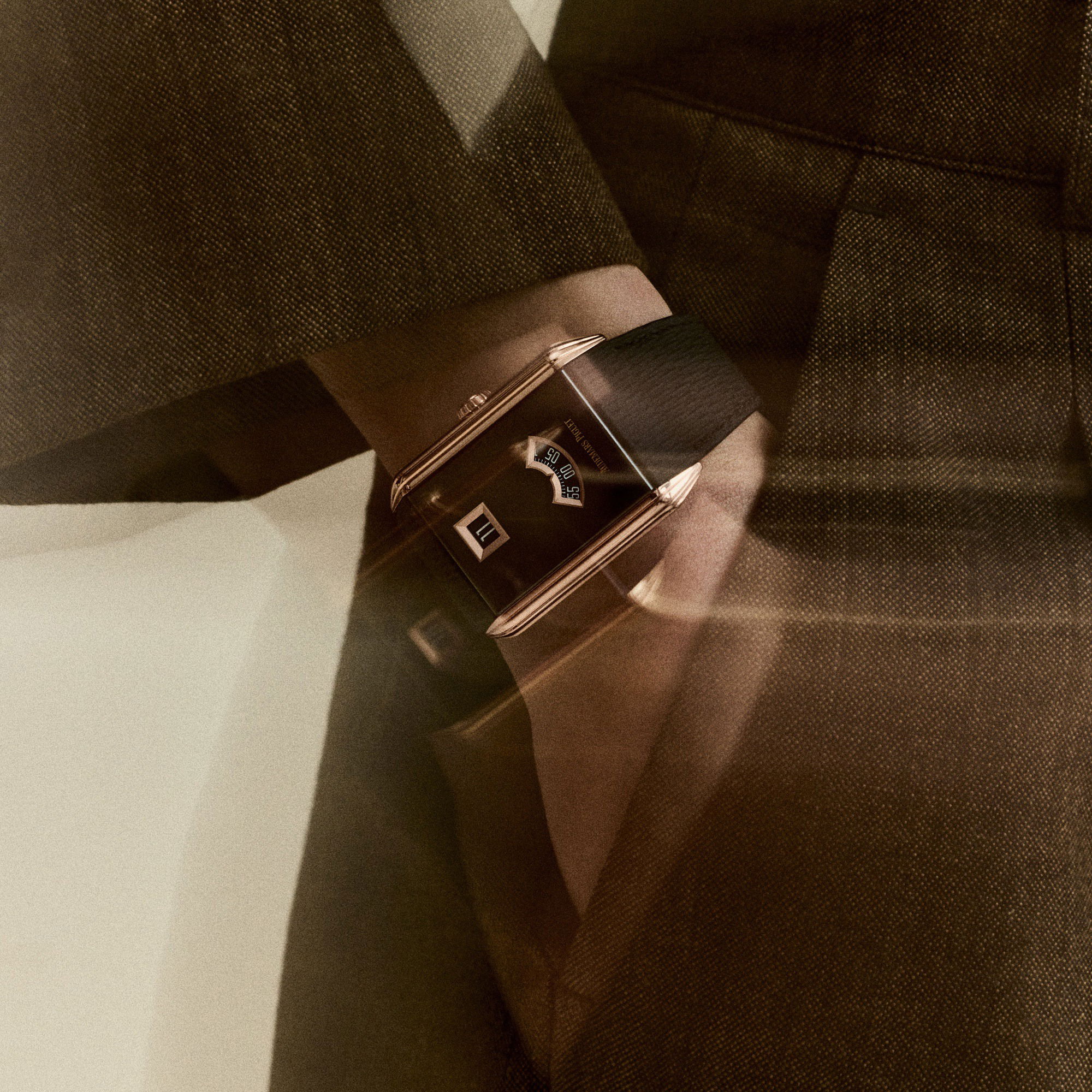 Audemars Piguet Neo Frame Jumping Hour