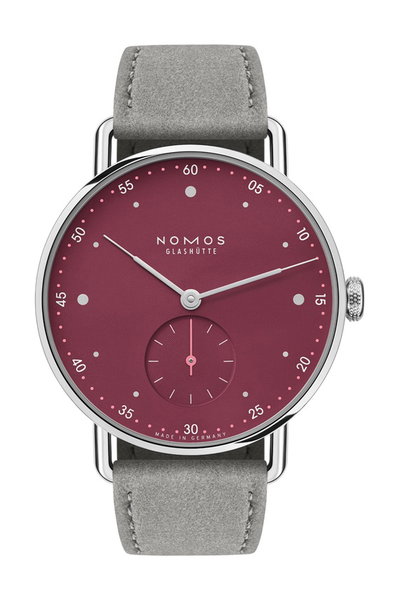 Nomos Glashütte Metro 33 muted red