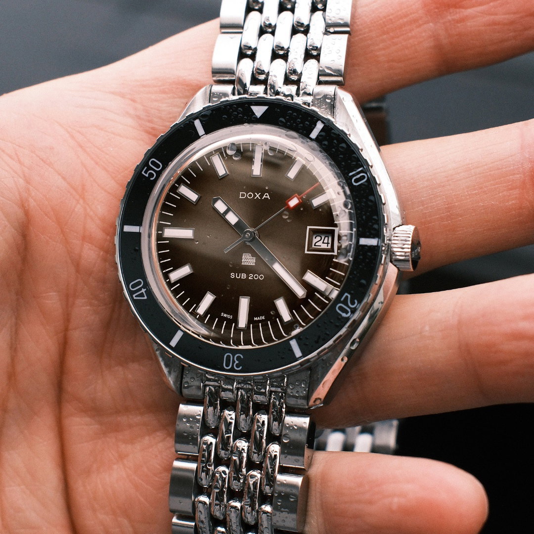 Doxa SUB 200 Grande Roma - 799.10.321.10-SE16 - 1,720 USD – The