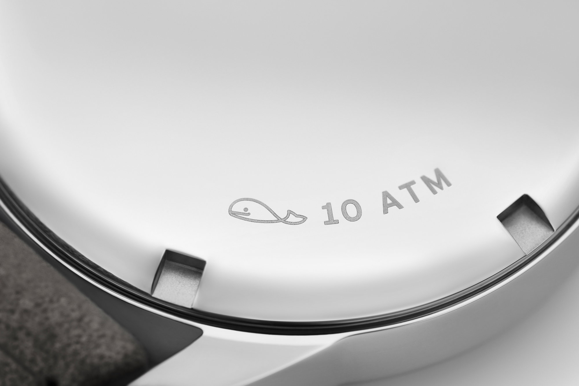 Nomos Glashütte Club Campus 36 All Olive - 707 - 1,760 USD – The Watch ...