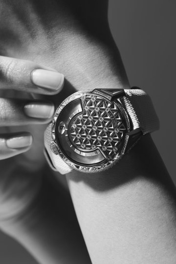 Urwerk UR-101 Diamond Sky
