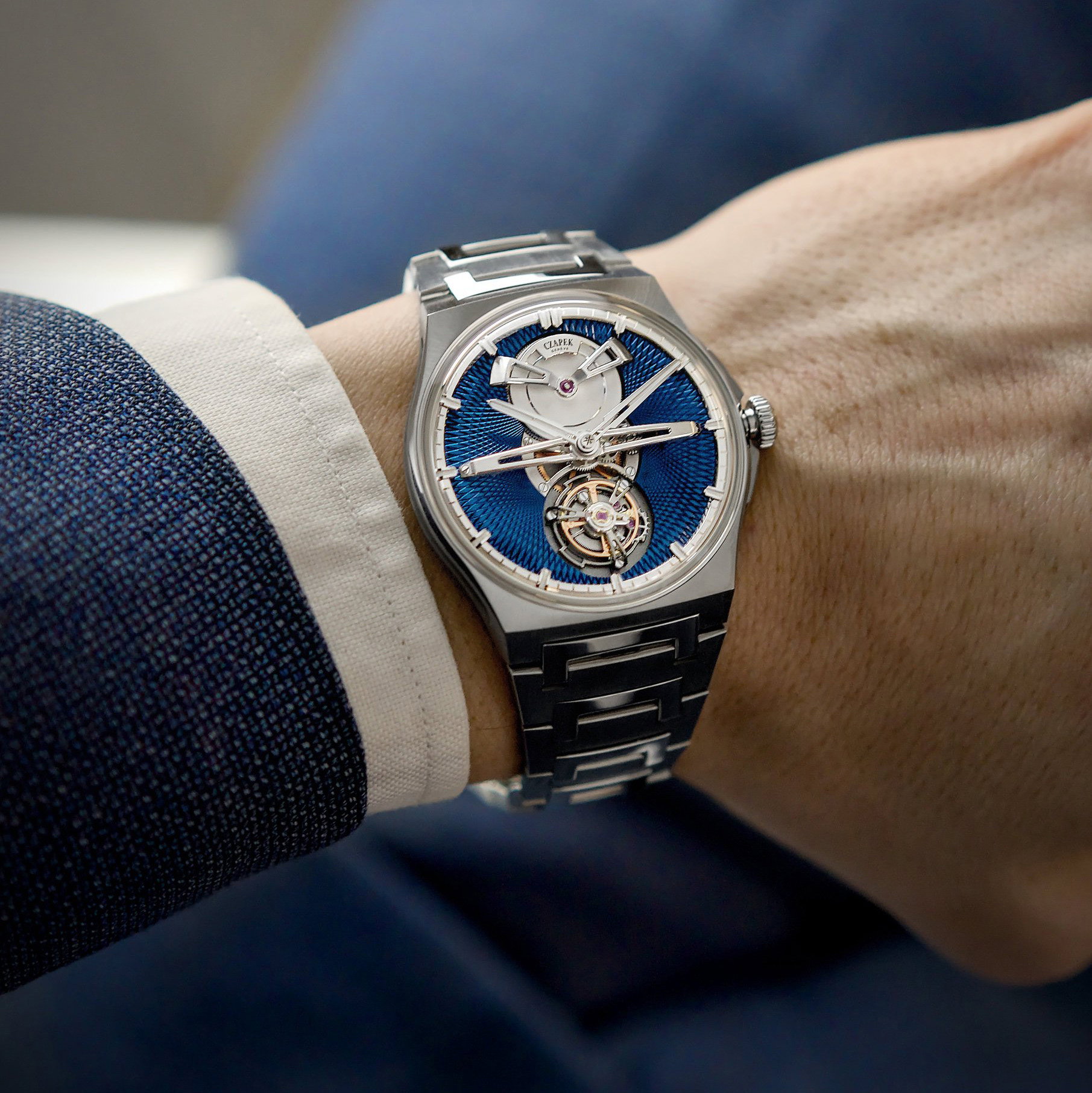 Czapek Antarctique Tourbillon Cosmic Blue