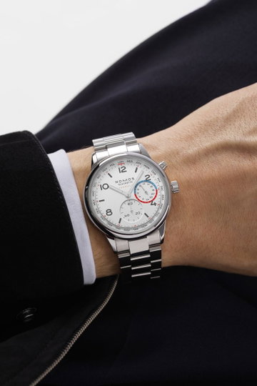 Nomos Glashütte Club Sport neomatik Worldtimer white