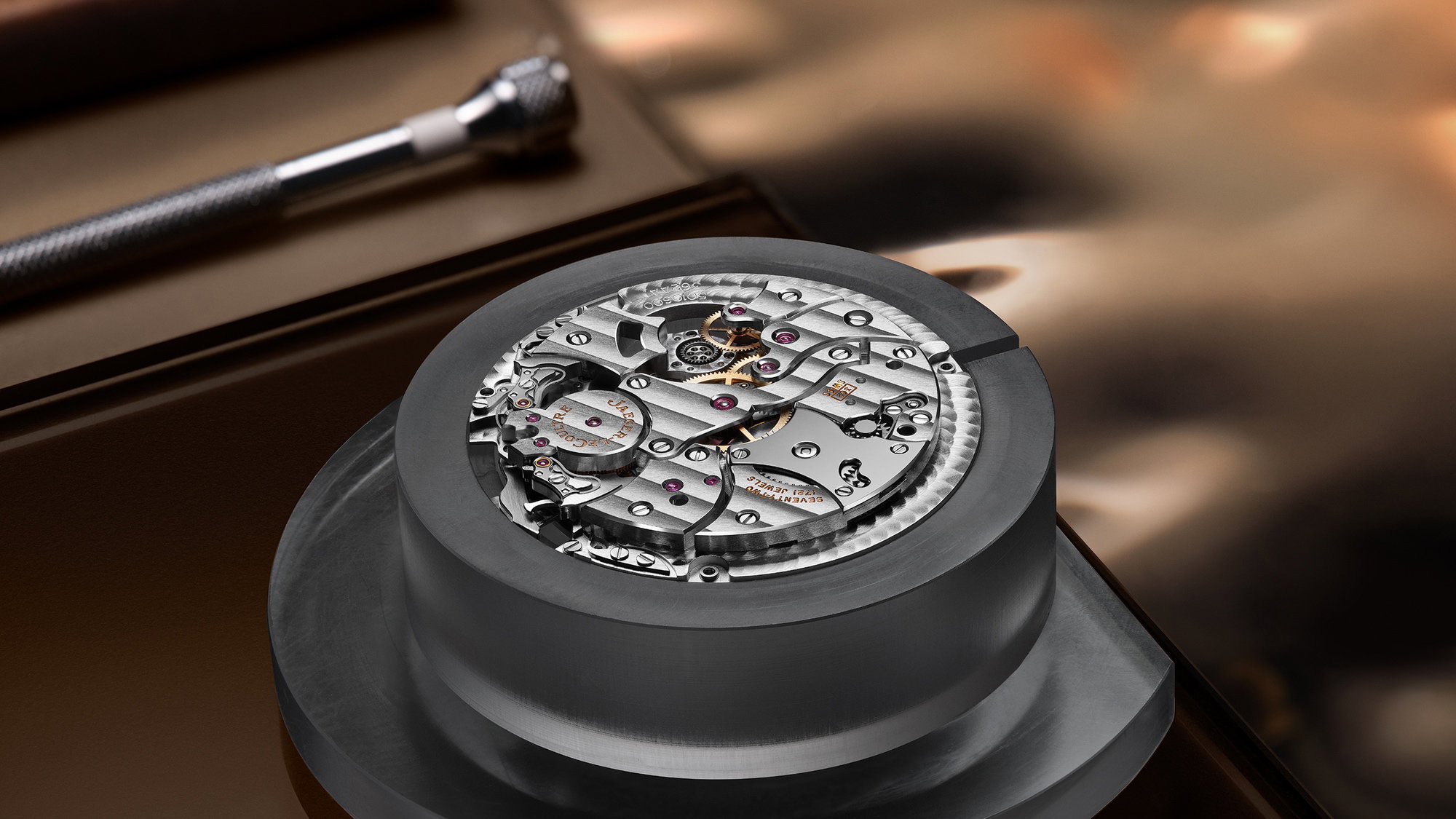 Jaeger-LeCoultre Master Hybris Mechanica Ultra Thin Minute Repeater Tourbillon