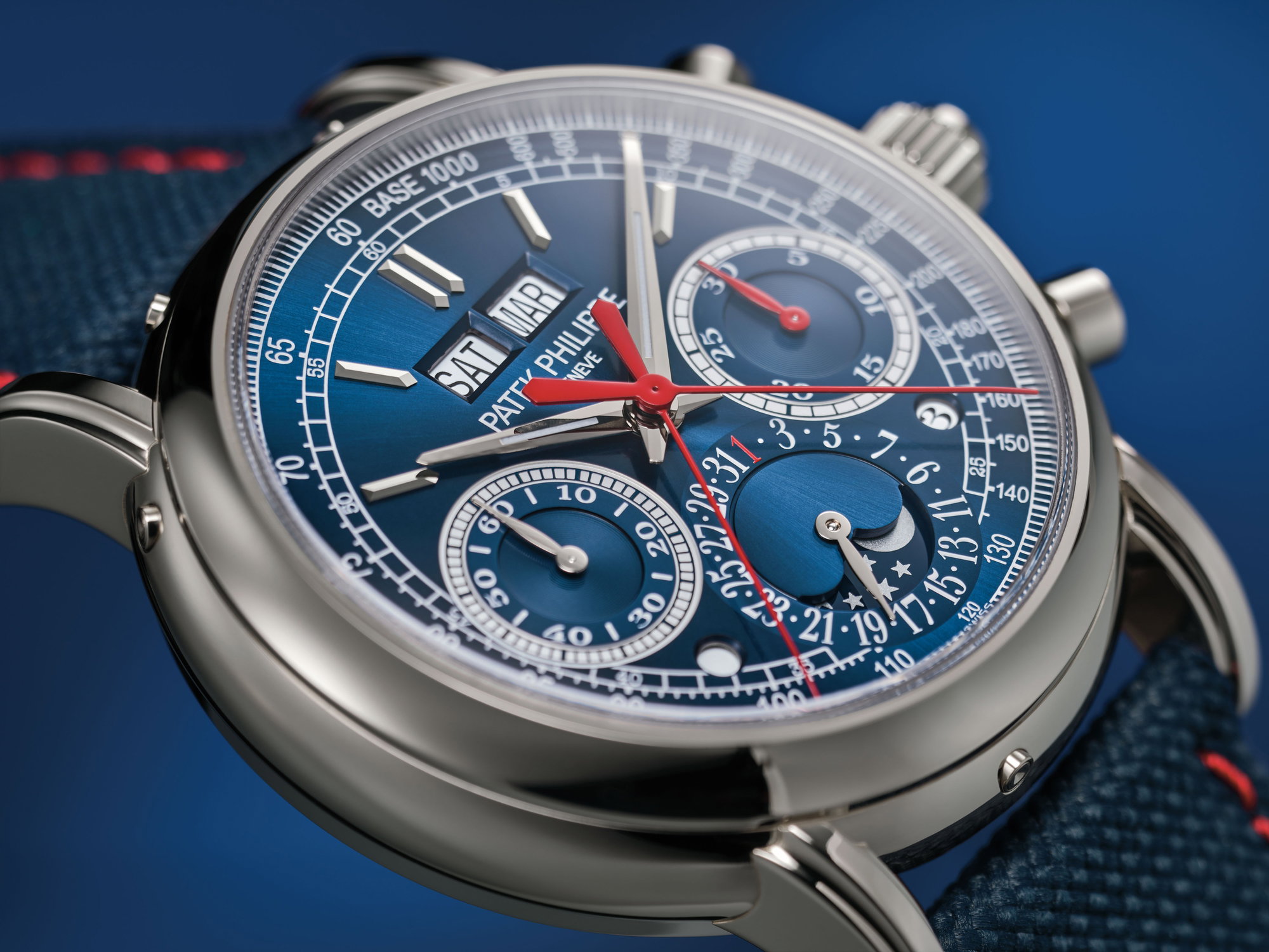Patek Philippe Grand Complications 5204G-010