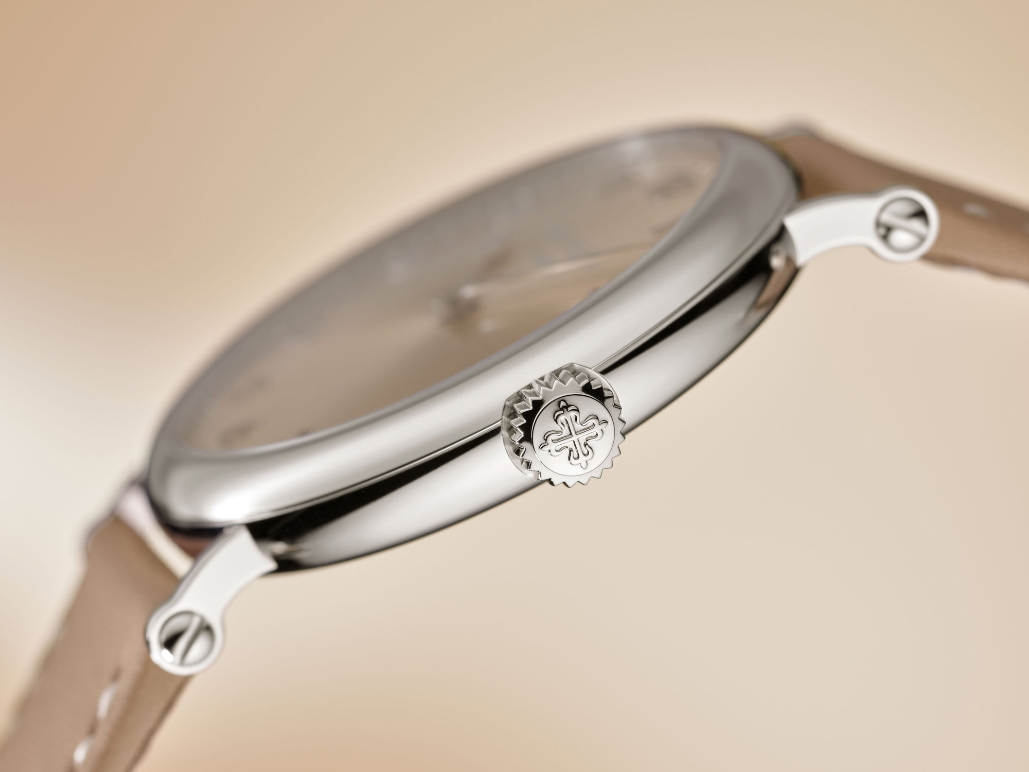 Patek Philippe Calatrava 7200/50G-001