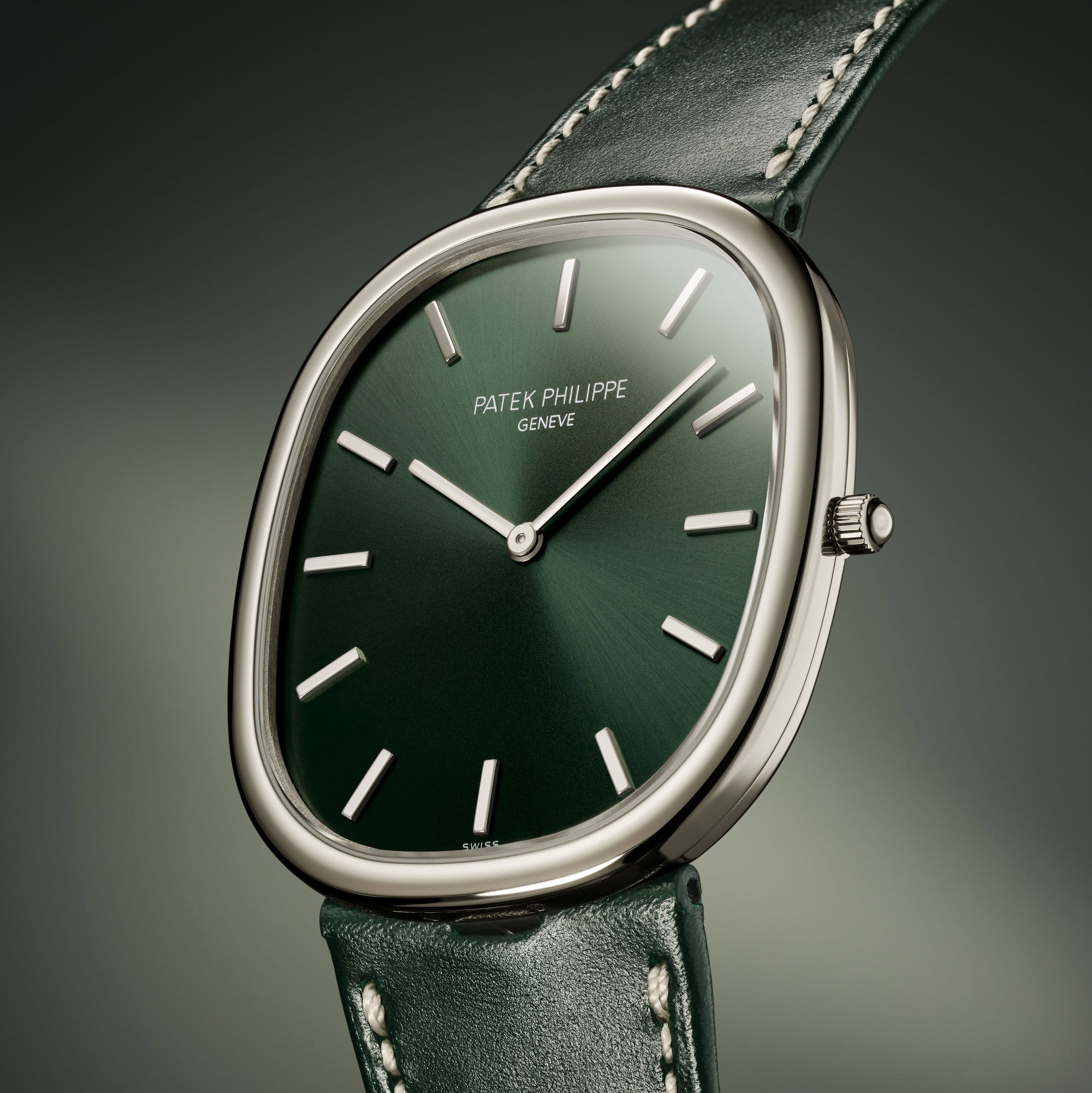 Patek Philippe Golden Ellipse 5738G-001