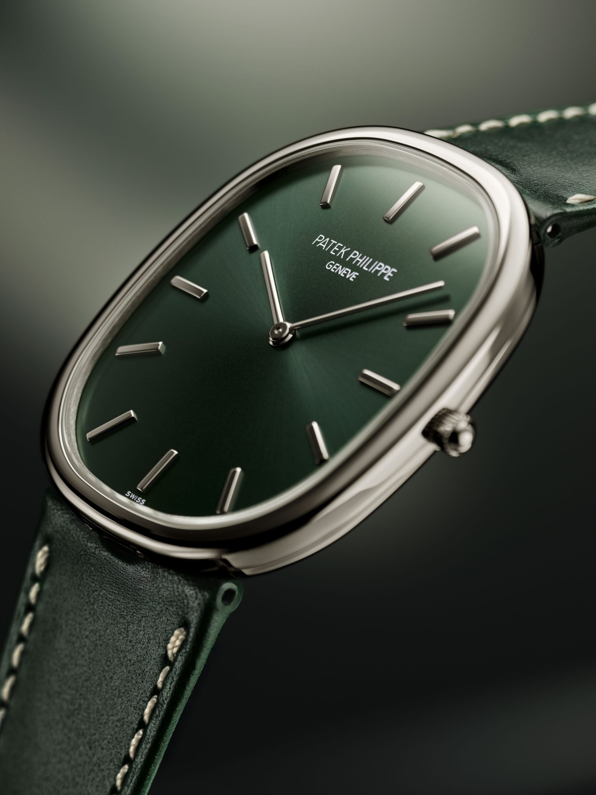 Patek Philippe Golden Ellipse 5738G-001