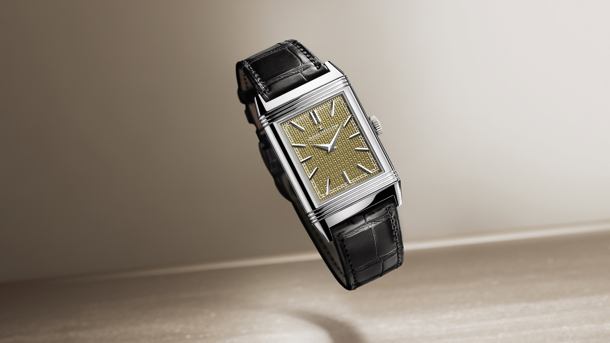 Jaeger-LeCoultre Reverso Tribute Enamel Hokusai Waterfalls Series Yōrō Waterfall in Mino Province