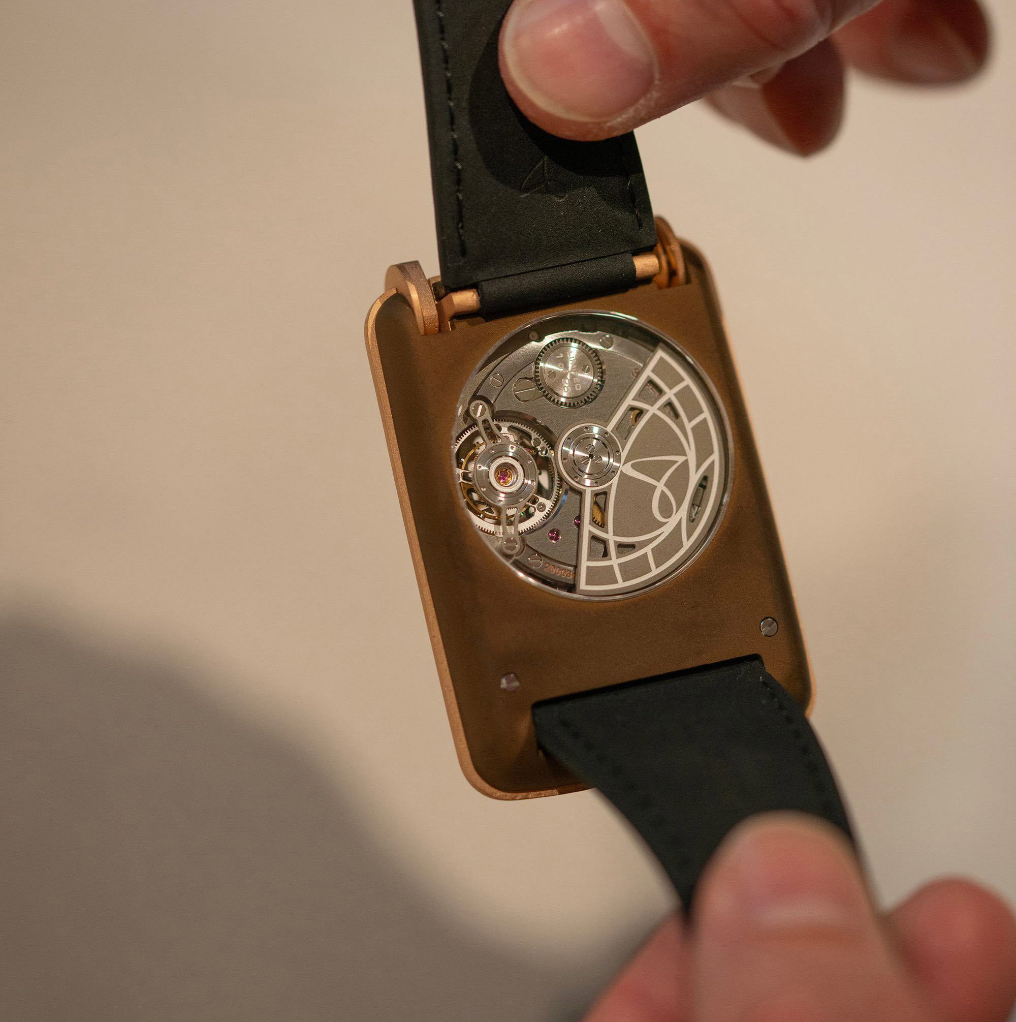 Hautlence Retrovision ’64