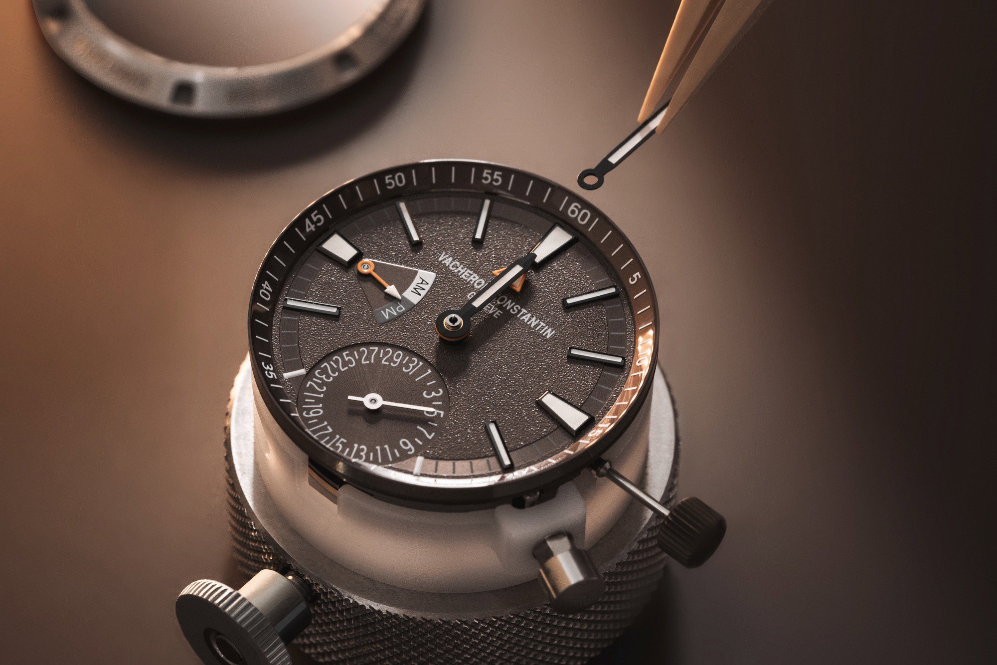 Vacheron Constantin Overseas Dual Time Points Cardinaux South