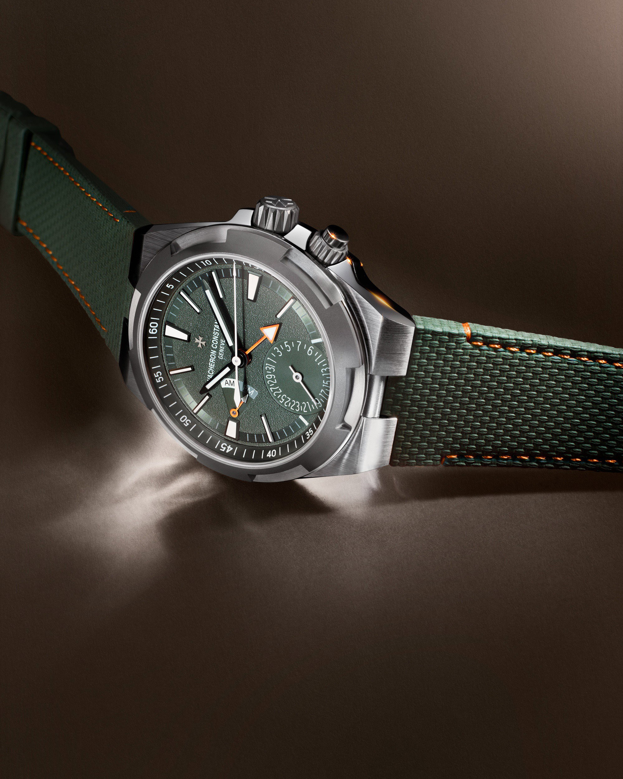 Vacheron Constantin Overseas Dual Time Points Cardinaux West