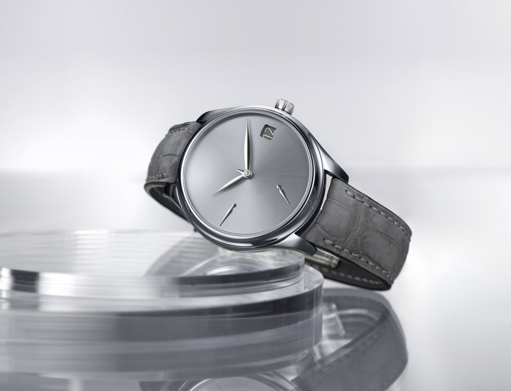 H. Moser & Cie Endeavour Perpetual Calendar Concept Tantalum
