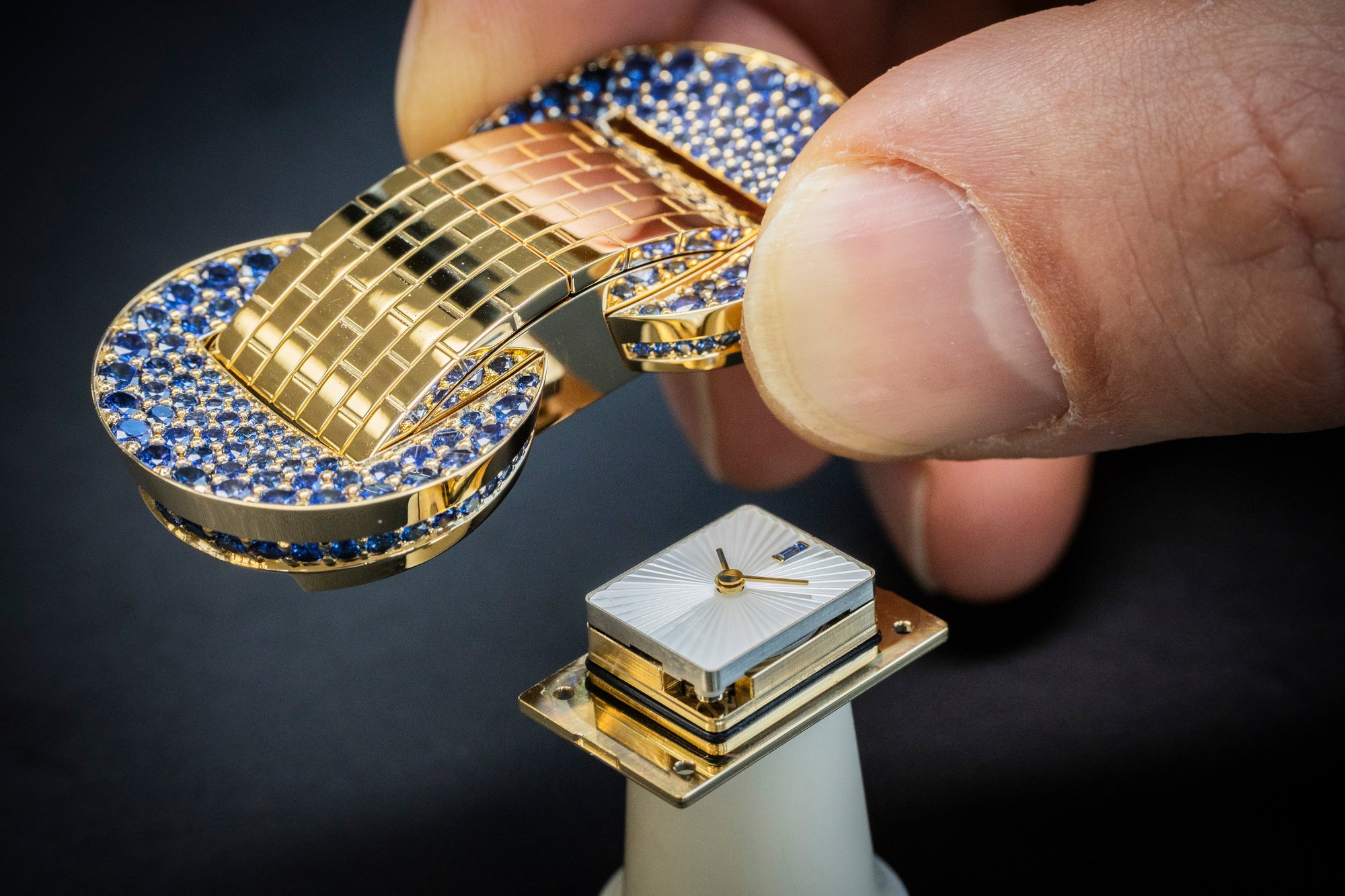 ＊pipiプロフ必読 ＊Van Cleef & Arpels スイートア Van Cleef & Arpels Ludo Secret – VCARPEW200 – $168,540
