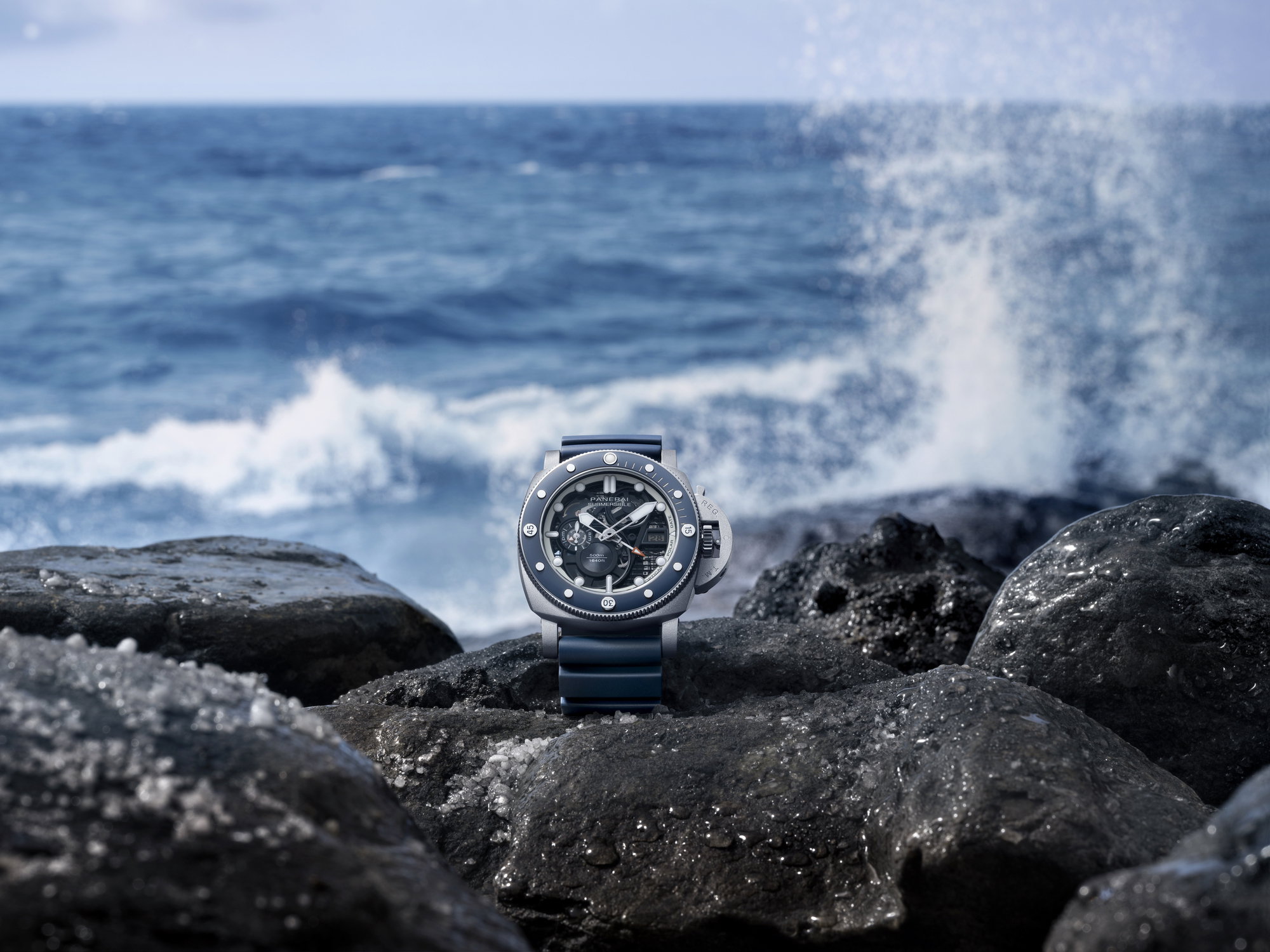 Panerai Submersible GMT