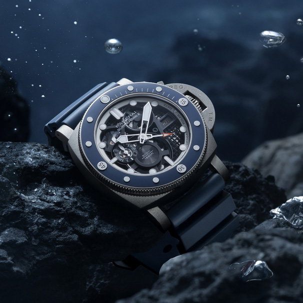 Panerai Submersible GMT