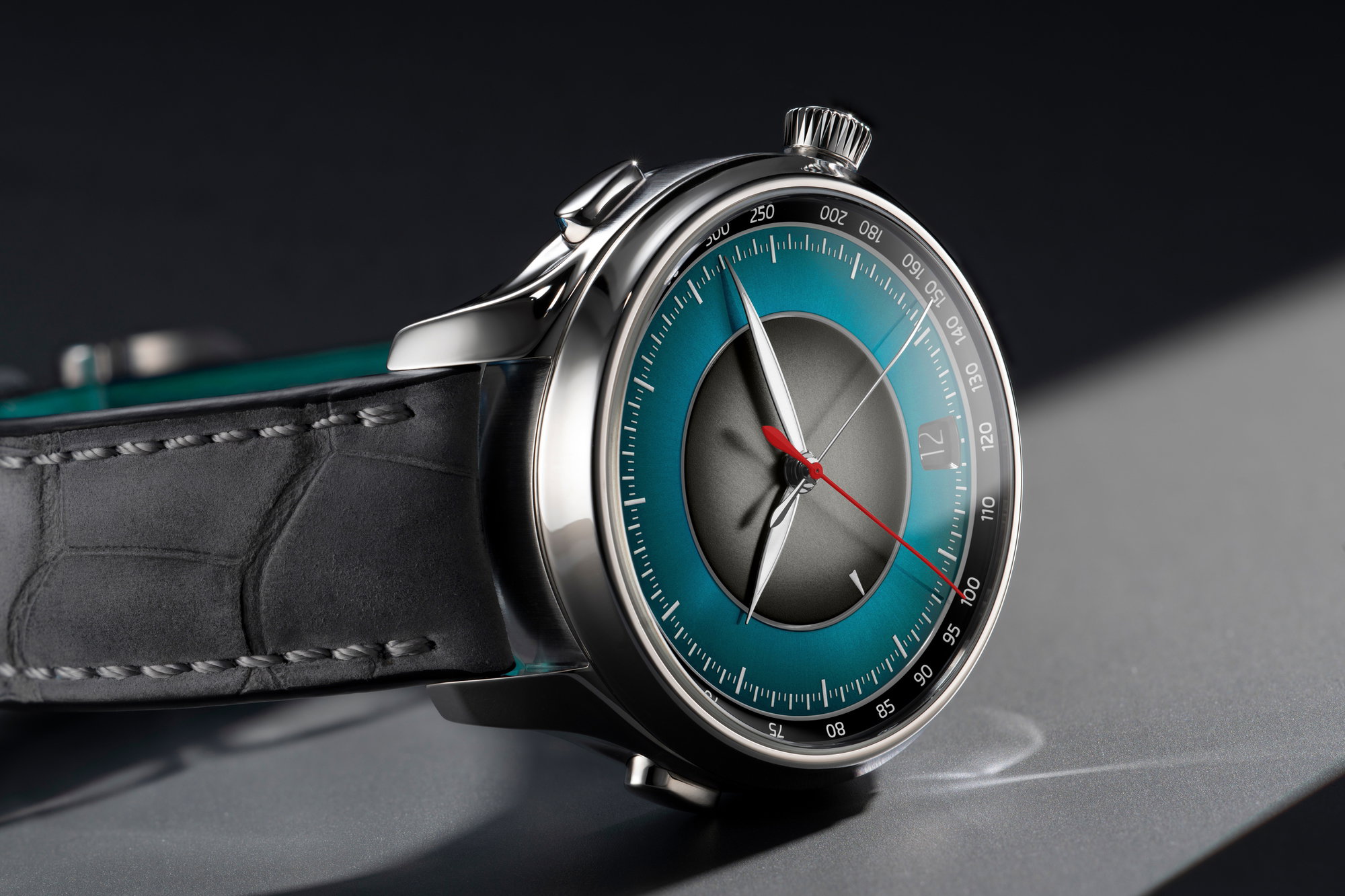 H. Moser &amp; Cie Endeavour Flyback Chronograph Dual Time Date