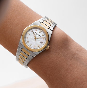 Raymond Weil A.R.T. Date 30 Mother of Pearl