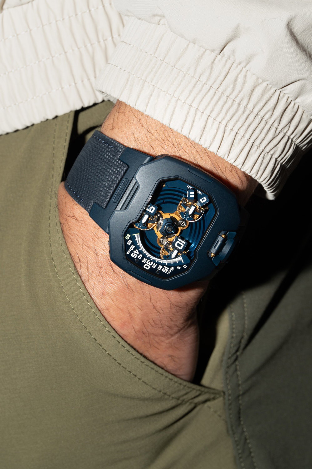 Urwerk UR-120 Blue Planet