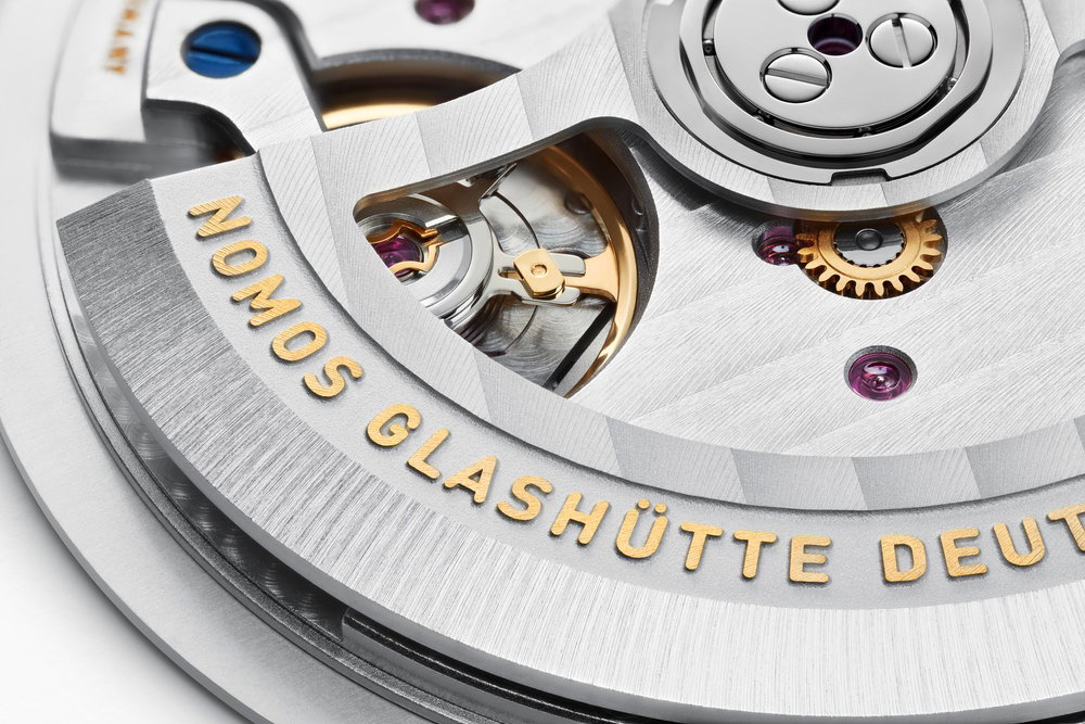 Nomos Glashütte Tangente neomatik 38 Update Forest Green