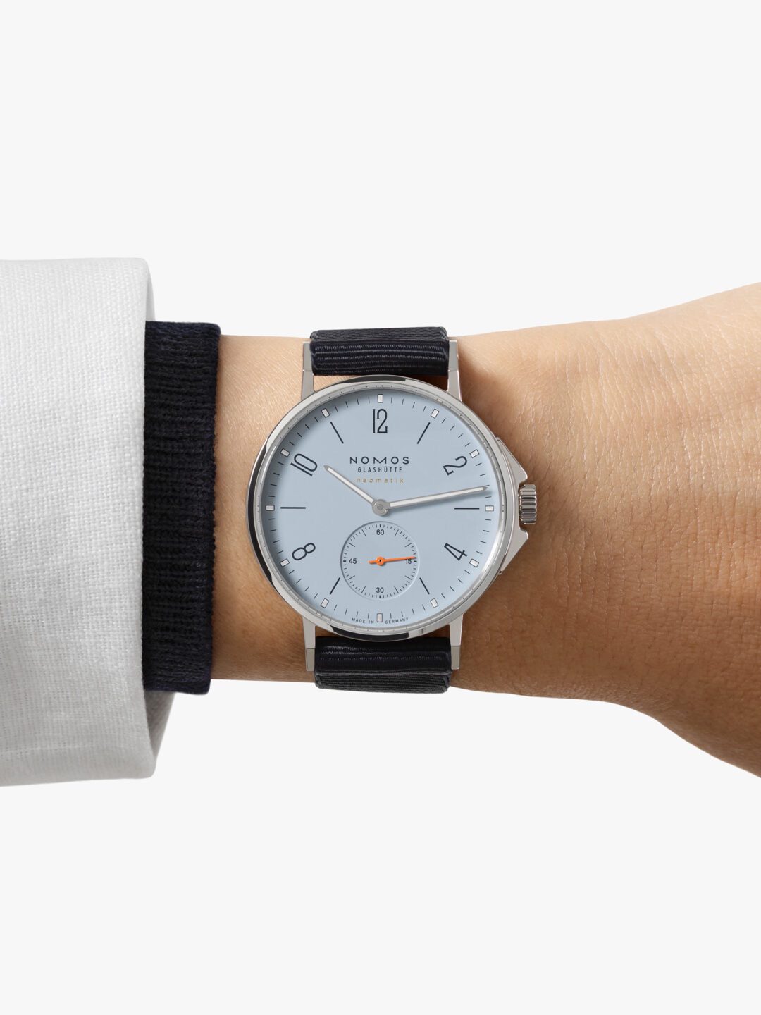 Nomos Glashütte Ahoi neomatik 36 sky