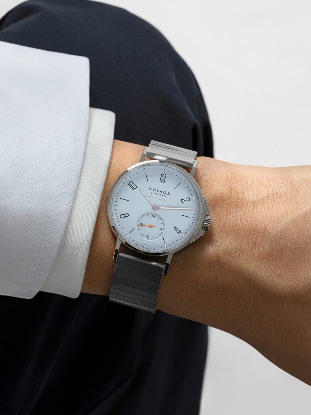 Nomos Glashütte Ahoi neomatik 36 sky