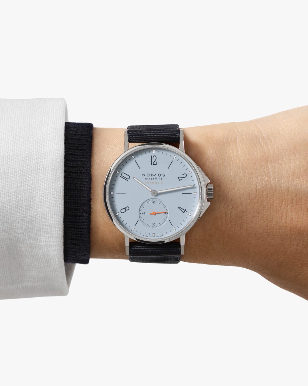 Nomos Glashütte Ahoi neomatik 36 sky