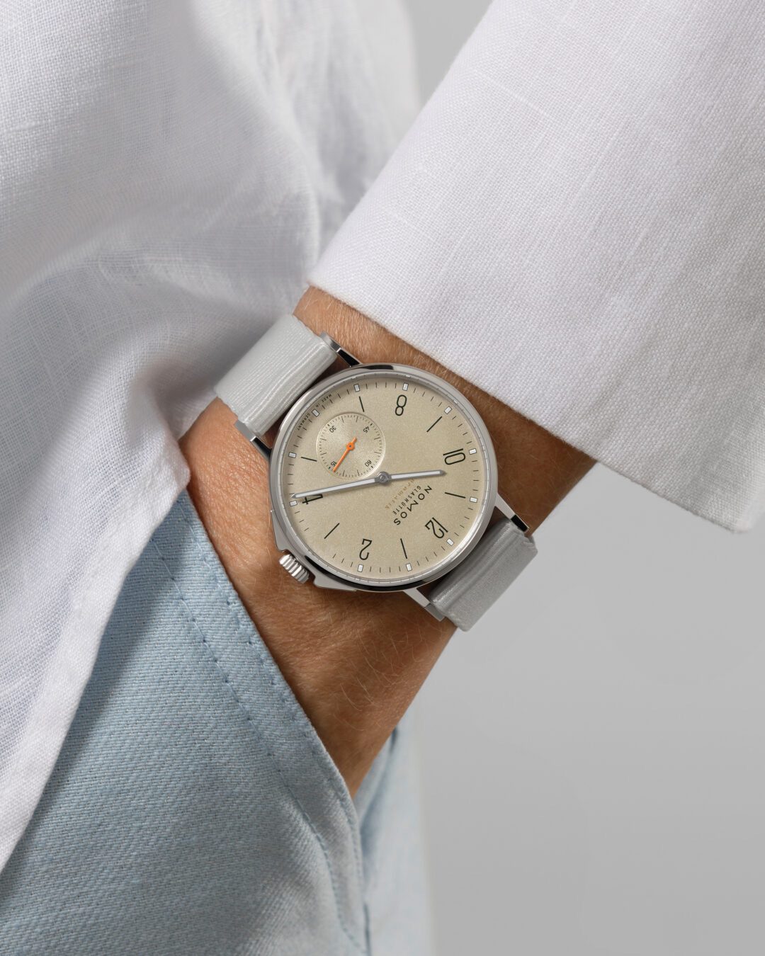 Nomos Glashütte Ahoi neomatik 36 sand