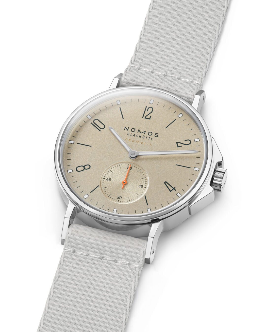 Nomos Glashütte Ahoi neomatik 36 sand