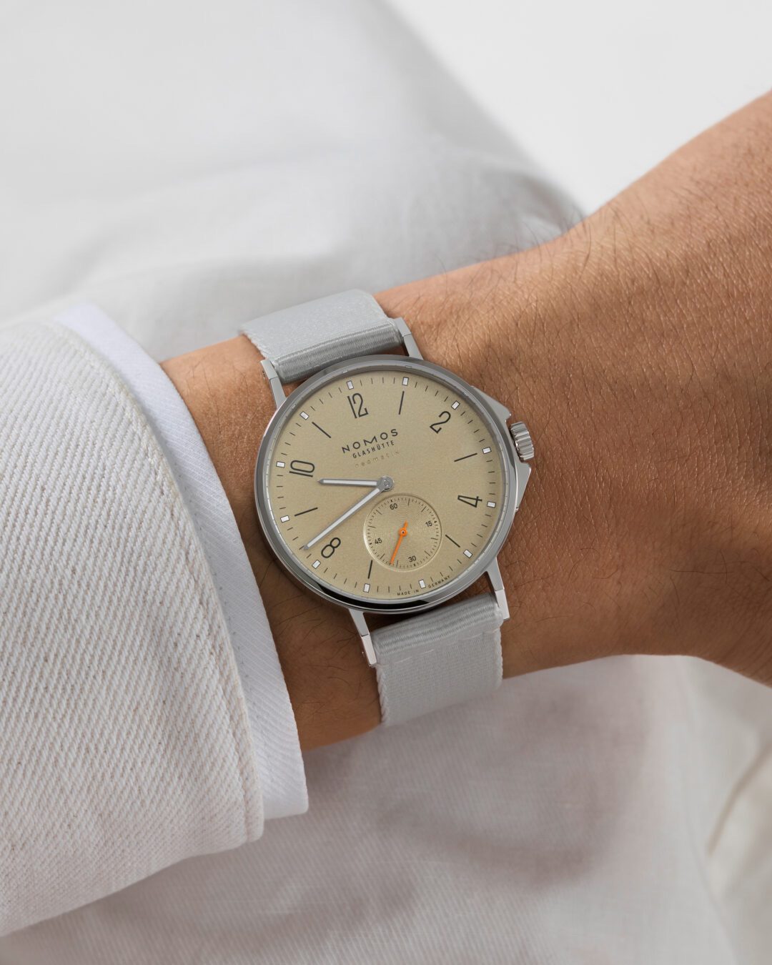 Nomos Glashütte Ahoi neomatik 36 sand
