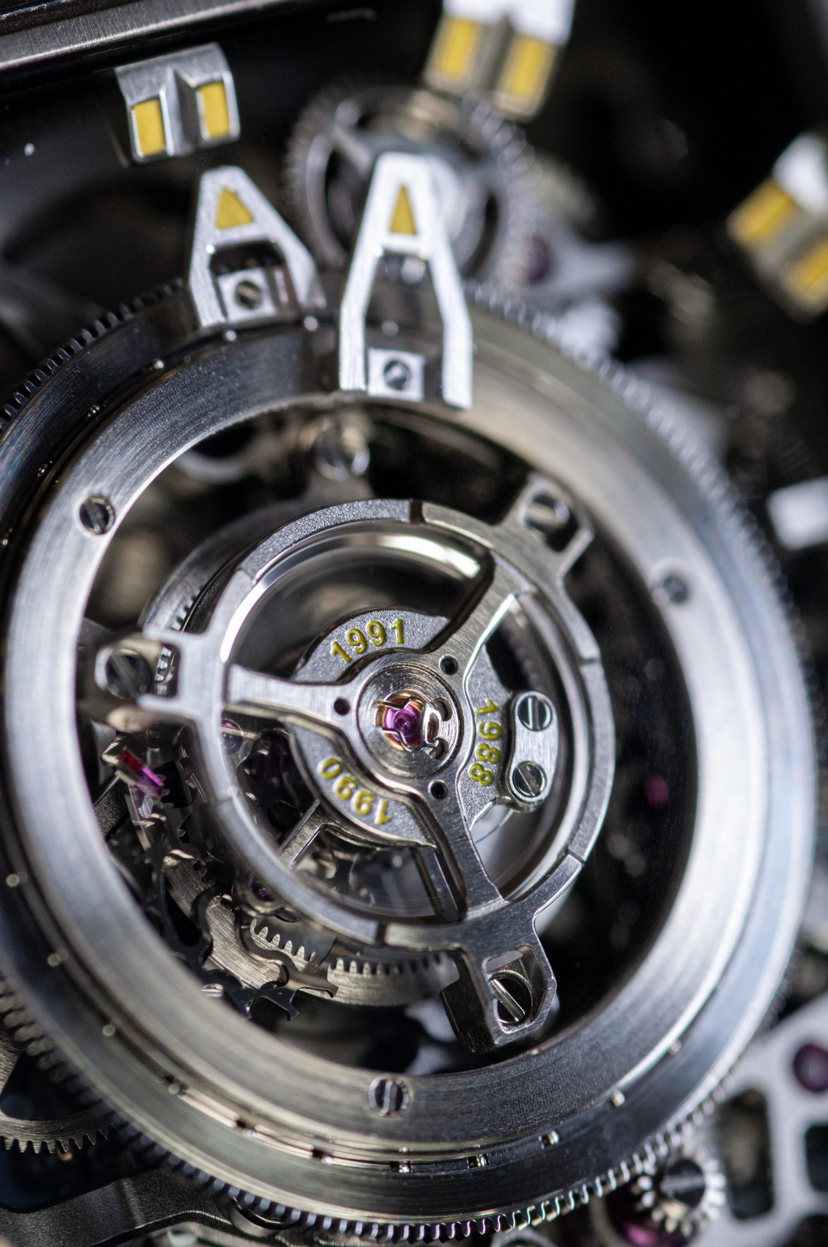 Lorige AS-01 Flying Central Tourbillon