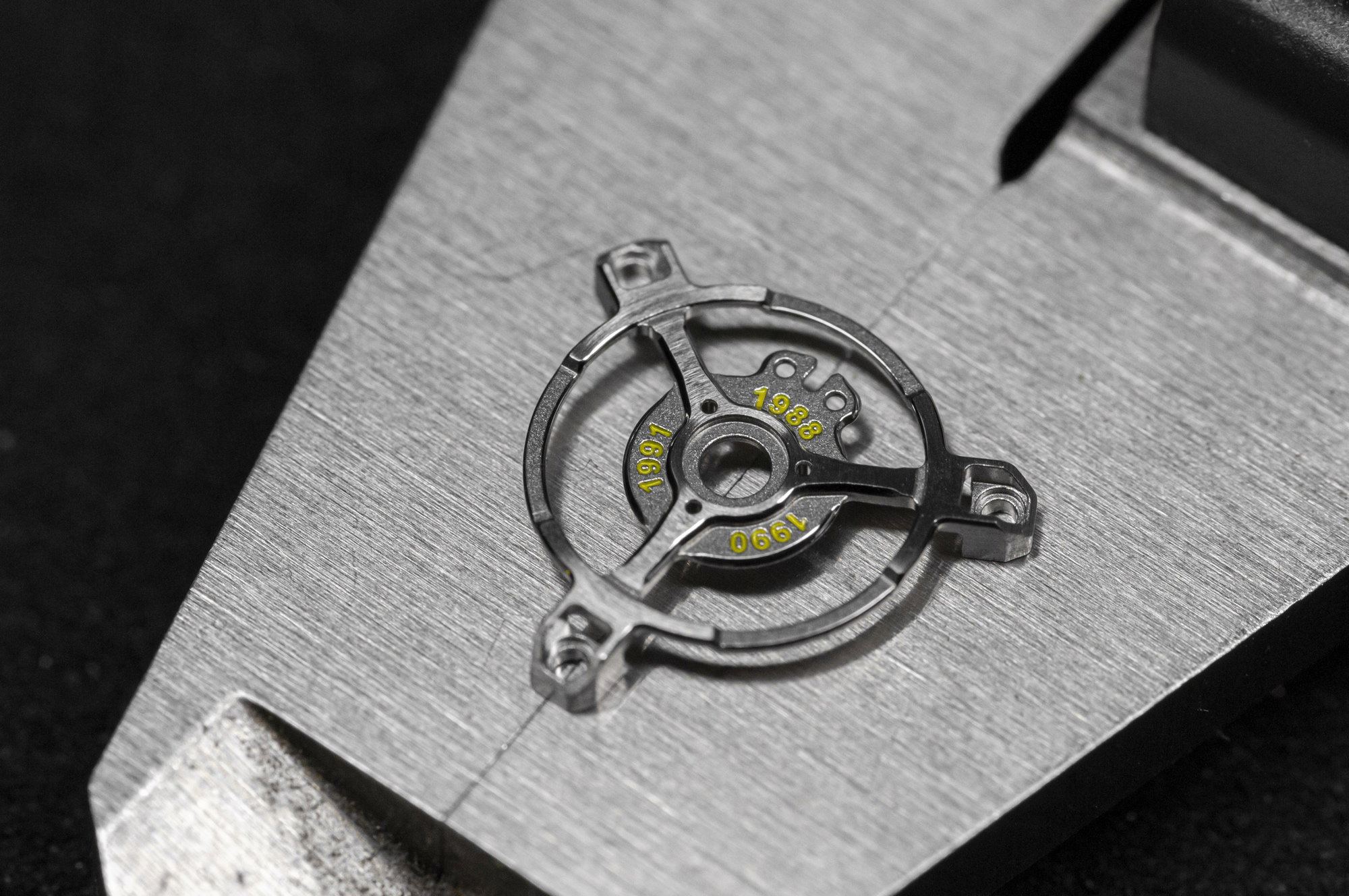 Lorige AS-01 Flying Central Tourbillon