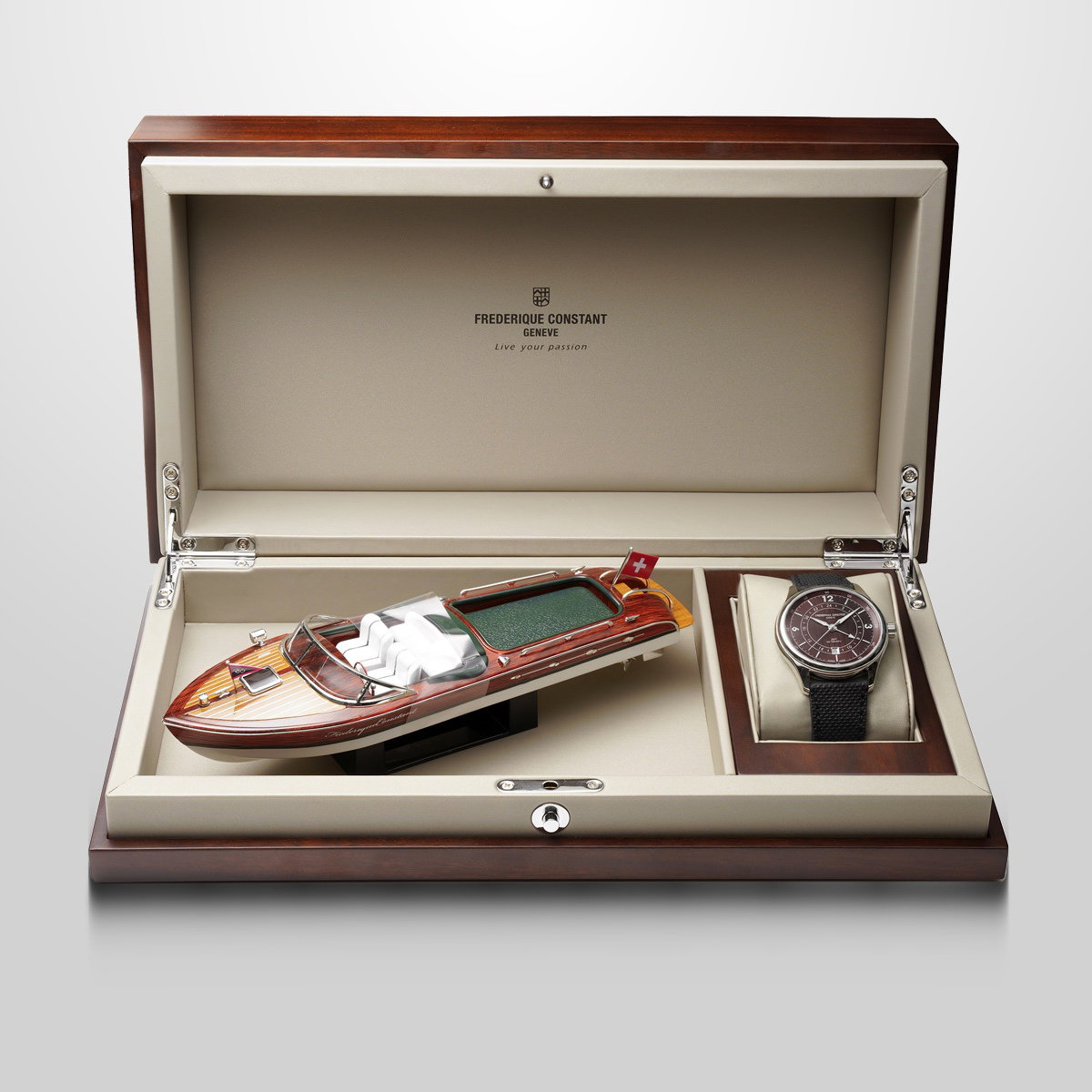 Frédérique Constant Classics Runabout Automatic GMT