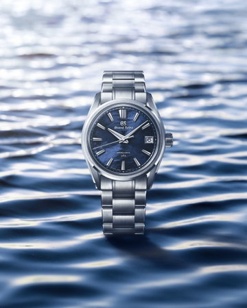 Grand Seiko SLGB015 Evolution 9 Lake Suwa 37