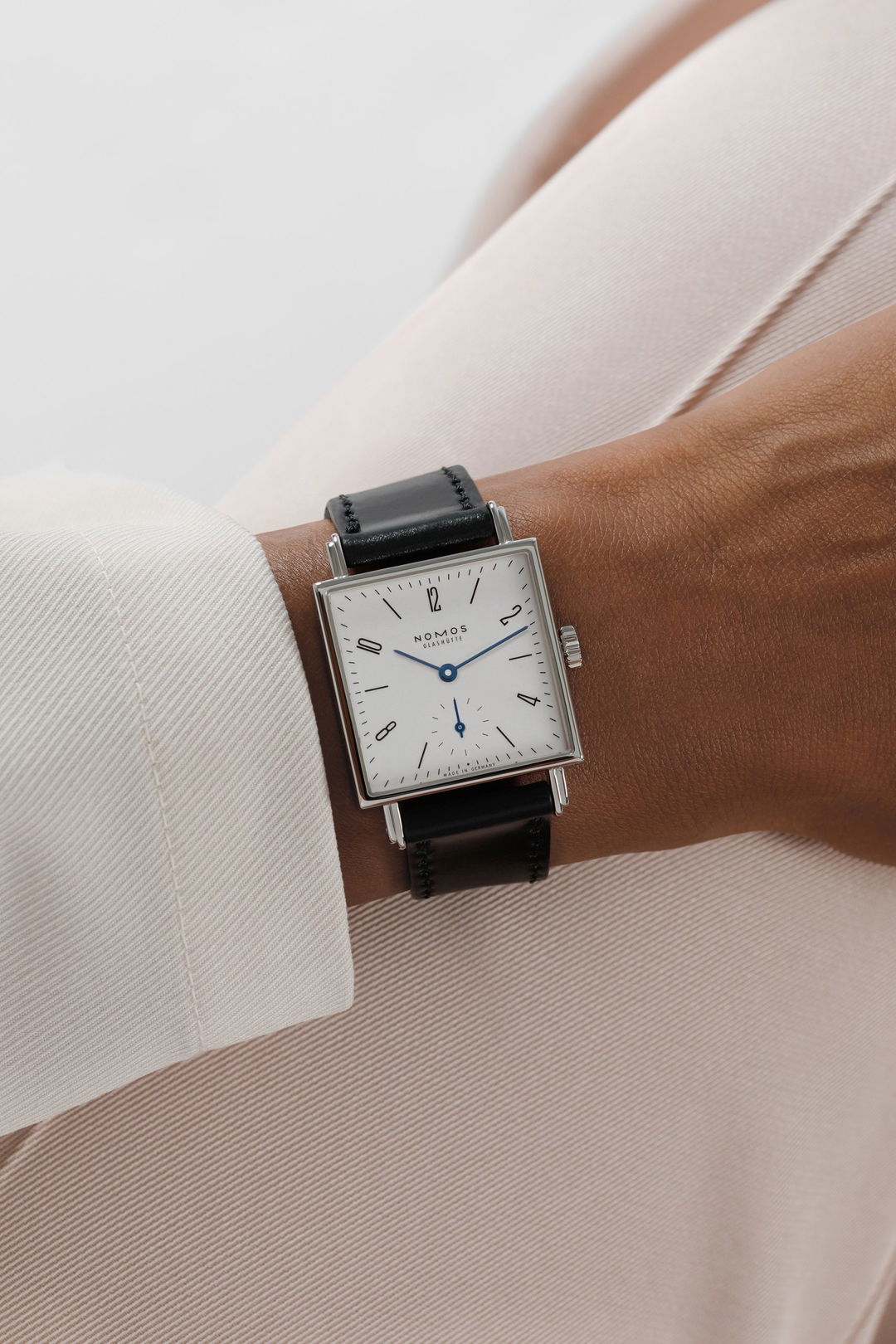 Tetra 27 White