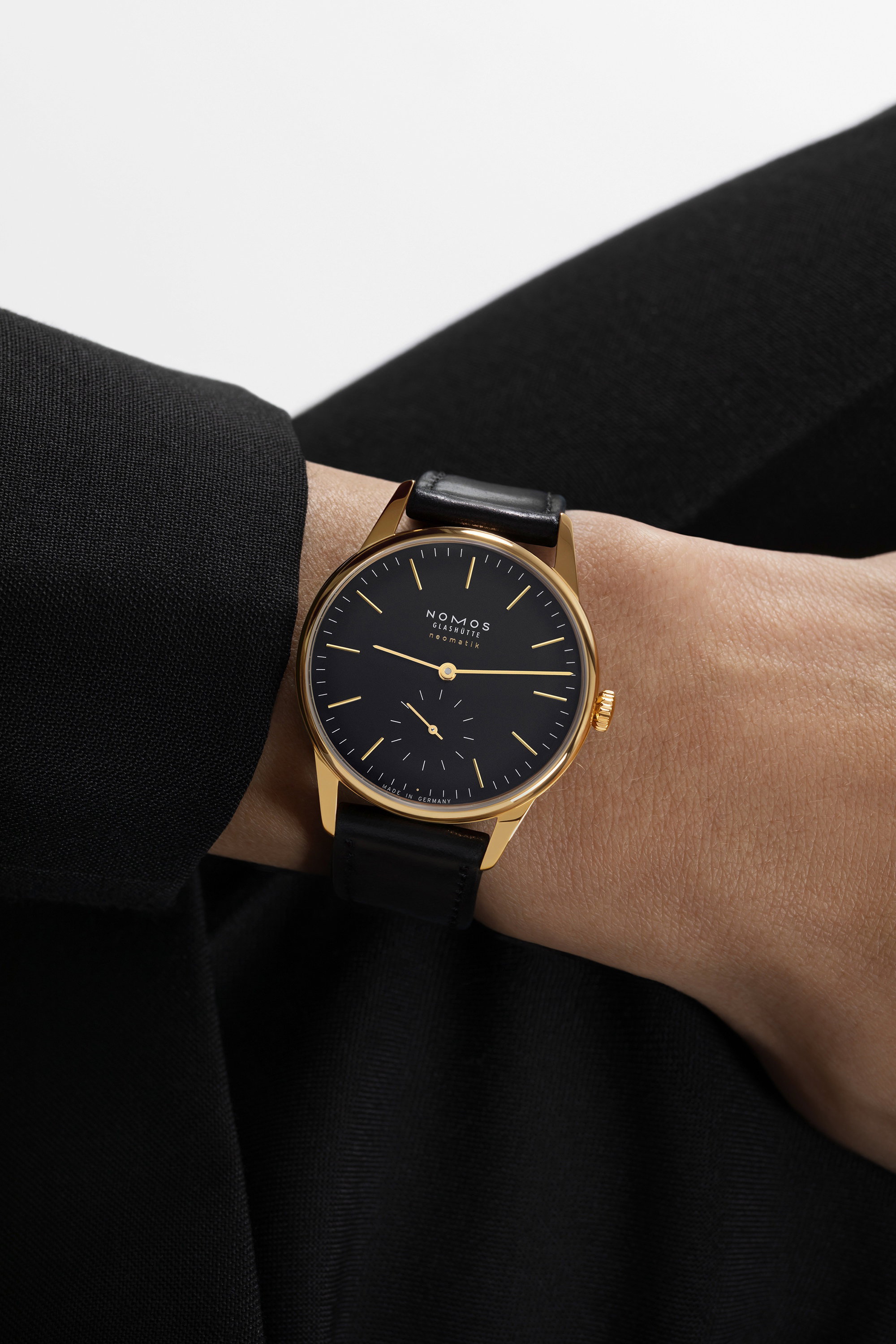 Nomos Glashütte Orion gold neomatik 36 new black – 350